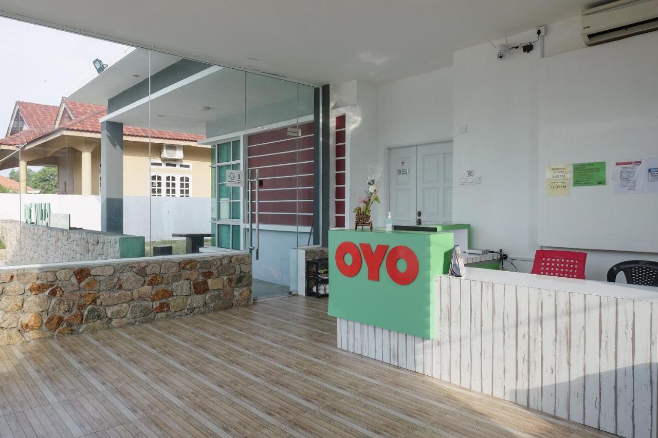Oyo 90005 Dc Villa Guest House Kuala Rompin Εξωτερικό φωτογραφία