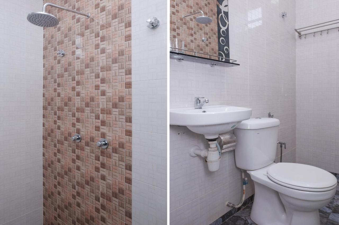 Oyo 90005 Dc Villa Guest House Kuala Rompin Εξωτερικό φωτογραφία